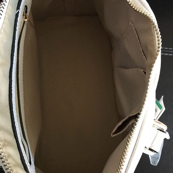 💥SALE💥Mini Satchel Handbag with shoulder strap💥 - Picture 3 of 5